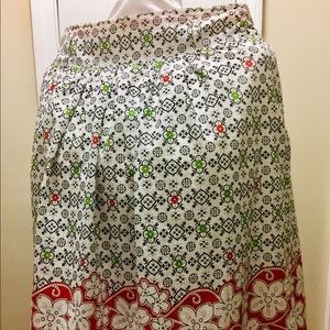 Fully lined multi colored  extra large skirt